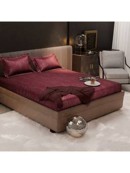 Stoa Paris - Starlit Night Poly Sateen Wine Double Fitted Bedsheet With 2 Pillow Covers