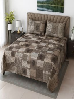Threadwear - Multicolor Abstract 400 TC Cotton Flat Bedsheet With 2 Pillow covers (Queen)