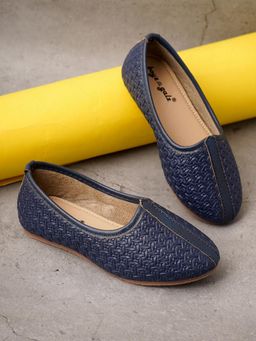 BOYZ N GALZ - Boys Navy Blue Embellished Juttis