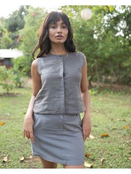 Creatures of Habit - Linen Sleeveless Shirt- Slate Grey