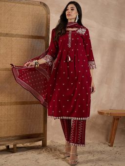 CHETI - Red Embroidered Kurta And Pant With Dupatta