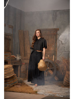 ASHITA FERNANDES - Women Black Solid Skirt Set (Set of 2)