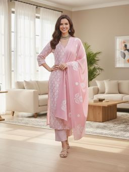 Gahan - Womens Pink Rayon Blend Printed Straight Kurta with Pant & Dupatta