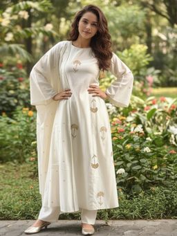 Gahan - Womens White Rayon Blend Printed A-Line Kurta with Pant & Dupatta