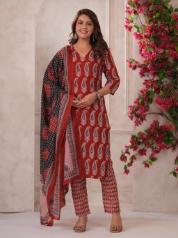 Gahan - Womens Red Rayon Blend Printed Straight Kurta with Pant & Dupatta