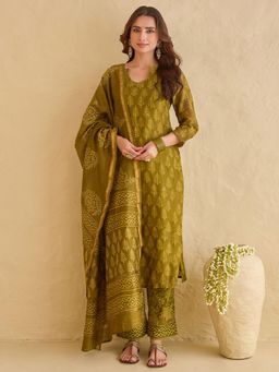 Gahan - Womens Mehandi Rayon Blend Printed Straight Kurta with Pant & Dupatta