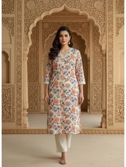 Gahan - Womens Peach Cotton Flex Floral Printed Kurta