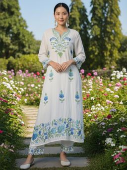 Gahan - Womens White Rayon Blend Printed Straight Kurta with Pant