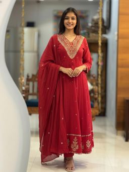 Gahan - Womens Red Rayon Blend Printed A-Line Anarkali Kurta with Pant & Dupatta