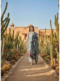 Gahan - Women Cream Printed Muslin Kurta with Pant & Dupatta