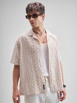 HIGHLANDER - Men's Off White Collar Neck Half Sleeves Oversized Self Design Shirt