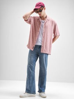 HIGHLANDER - Men's Pink Collar Neck Half Sleeves Oversized Self Design Shirt
