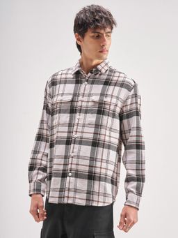 HIGHLANDER - Men's Off White Collar Neck Full Sleeves Oversized Checks Shirt