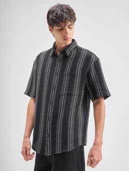 HIGHLANDER - Men's Black Collar Neck Half Sleeves Oversized Stripes Shirt