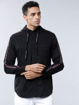 HIGHLANDER - Men's Black Hooded Full Sleeves Slim Solid/Plain Shirt