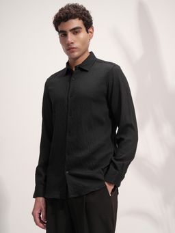 HIGHLANDER - Men's Black Collar Neck Full Sleeves Slim Textured Shirt