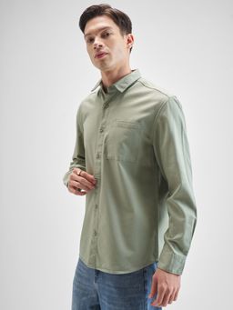 HIGHLANDER - Men's Green Collar Neck Full Sleeves Oversized Solid/Plain Shirt