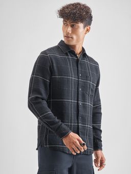 HIGHLANDER - Men's Black Collar Neck Full Sleeves Slim Checks Shirt