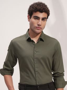 HIGHLANDER - Men's Olive Collar Neck Full Sleeves Slim Textured Shirt