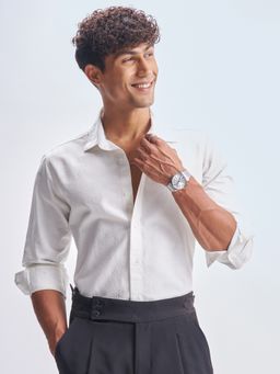 HIGHLANDER - Men's White Collar Neck Full Sleeves Slim Textured Shirt
