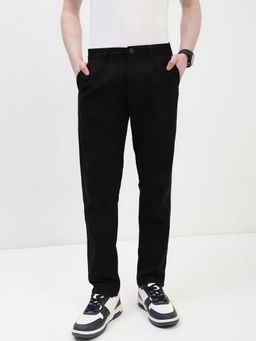 necked - Black Comfortable Fit Chinos