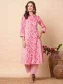 Pink color option, Sold out, Currently selected