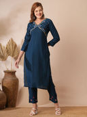 Navy Blue color option, Sold out, Currently selected