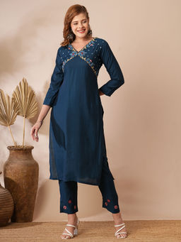 FASHOR - Women Embroidered Navy Blue Straight Kurta with Pant (Set of 2)
