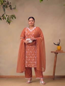 Bani Women - Plus Women’s Rust Embroidered Kurta With Pant And Dupatta