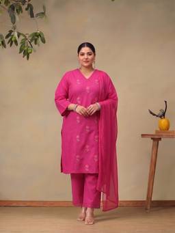 Bani Women - Plus Size Women’s Magenta Embroidered Kurta With Pant And Dupatta