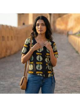 Vastara TheLabel - Handloom Organic Wrap On Cotton Black Crop Top