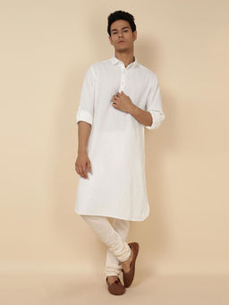 Fabindia - White Cotton Dobby Pathani