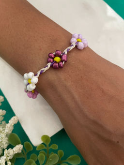 Digital Dress Room - Ghungroo & Beads Flower Rakhi