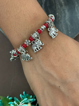 Digital Dress Room - Elephant & Flower Red Bracelet Rakhi