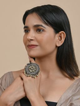 Teejh - Qusha Silver Oxidised Ring