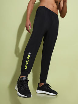 CULT - Black Workout Joggers With Graphic Print