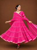 Pink color option, Sold out, Currently selected