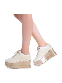 Anaar - Ivory Thumka Crew Wedge Sneakers