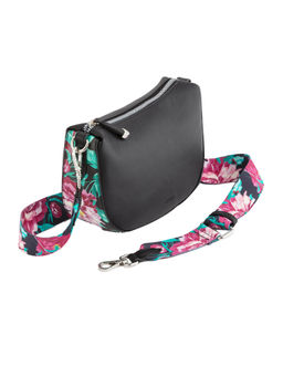 CARPISA - Stylish Sling And Crossbody Bag - Black