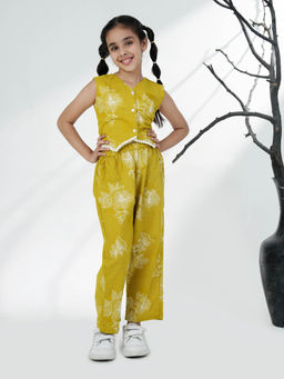 AJ Dezines - Green Cotton Sleeveless Printed Girls Co-Ord (Set of 2)