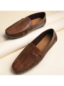 REGAL - Tan Men Textured Casual Driving Loafers