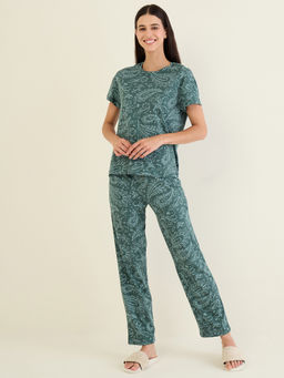 Sweet Dreams - Women Printed Teal T-shirt & Pyjama
