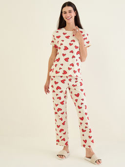 Sweet Dreams - Women Cream Printed T-shirt & Pyjama