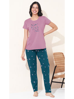 Quira - Women Pink Printed Regular Fit T-shirt & Pyjama