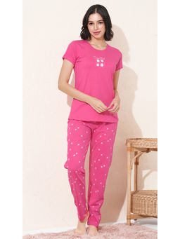 Quira - Women Pink Printed Regular Fit T-shirt & Pyjama