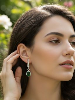 I Jewels - Silver Plated Green Cubic Zirconia Studded Earrings Women