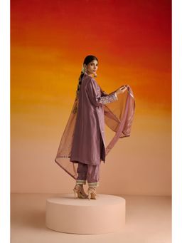 OHH CROW - Purple Embroidered Opara Silk Kurta with Pant and Dupatta (Set of 3)