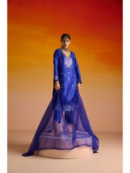 OHH CROW - Blue Embroidered Raw Silk Kurta with Pant and Dupatta (Set of 3)
