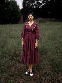 URNAM - Maroa Maroon Dress