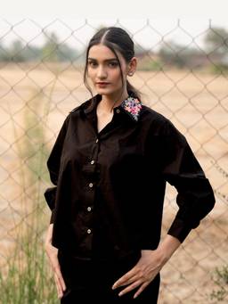 Rasra Mai - Black Myrra Hand-Embroidered Shirt